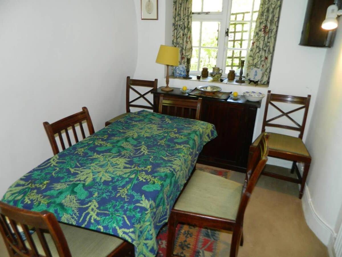River Cottage A Country Retreat In Wooded Gardens East Stoke  Kültér fotó