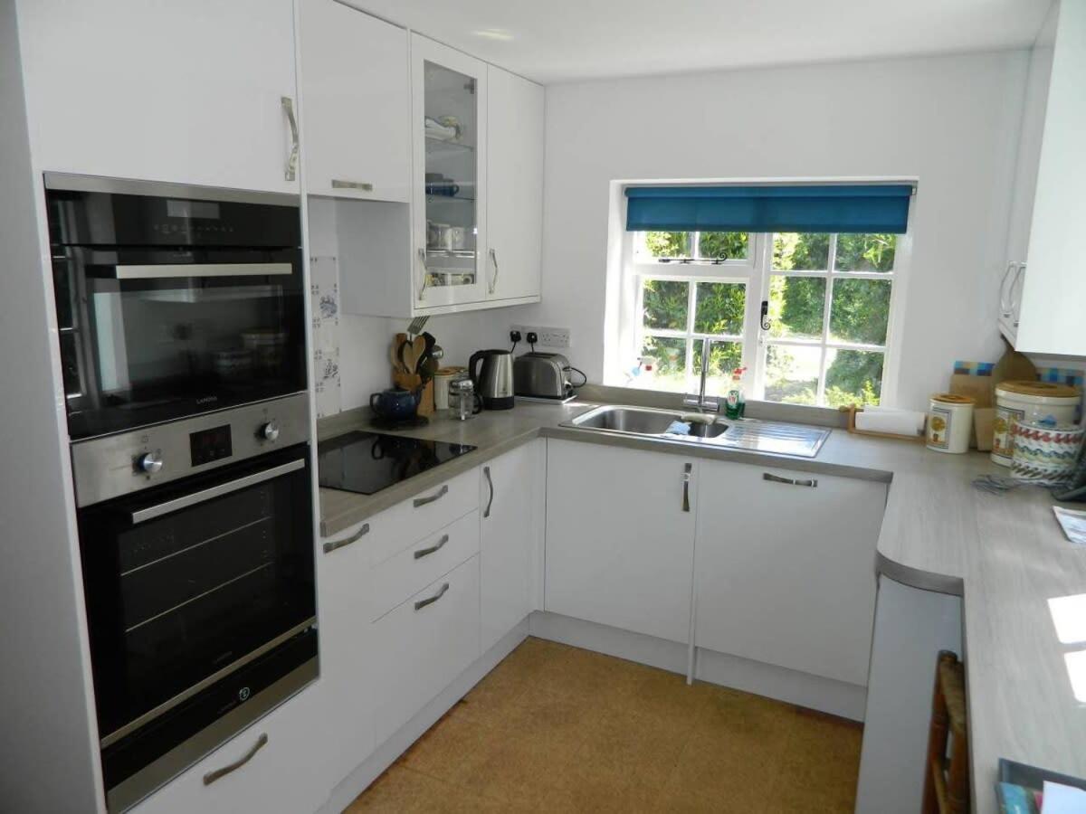 River Cottage A Country Retreat In Wooded Gardens East Stoke  Kültér fotó